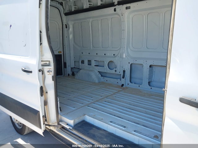 Ford Transit-250 2023 1FTBR2X86PKA51393 Image 8