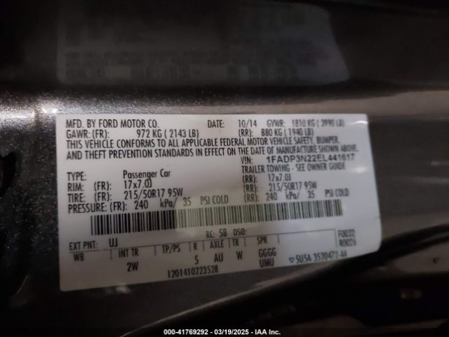 1FADP3N22EL441617 Ford Focus Titanium