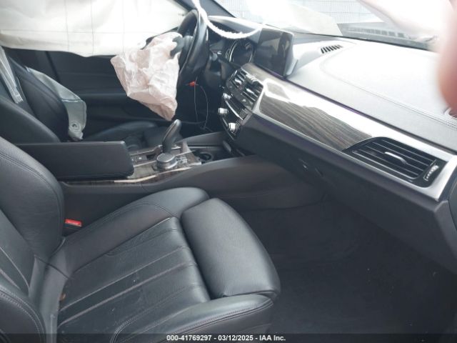 WBAJA7C52JWA71295 BMW 530i Xdrive