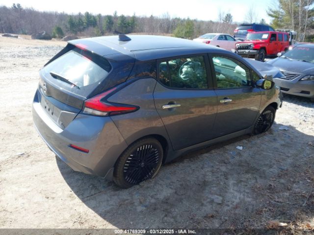 2023 NISSAN LEAF 1N4CZ1CV1PC557353 Photo 3