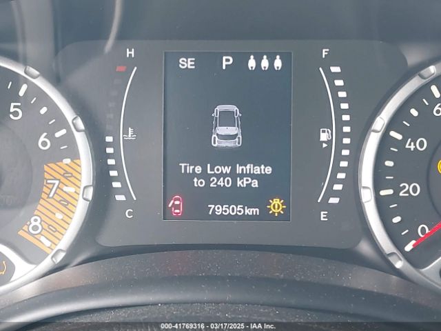 ZACNJBBB9KPK60761 Jeep Renegade Altitude 4x4