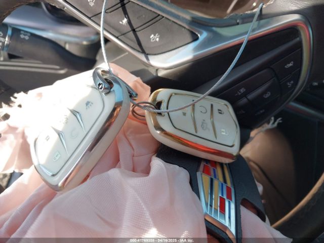 1GYKNDRS0HZ183231 Cadillac XT5 LUXURY
