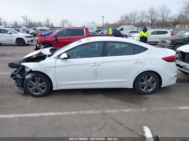5NPD84LF7JH343524 Hyundai ELANTRA SEL