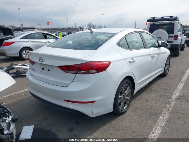 5NPD84LF7JH343524 Hyundai ELANTRA SEL