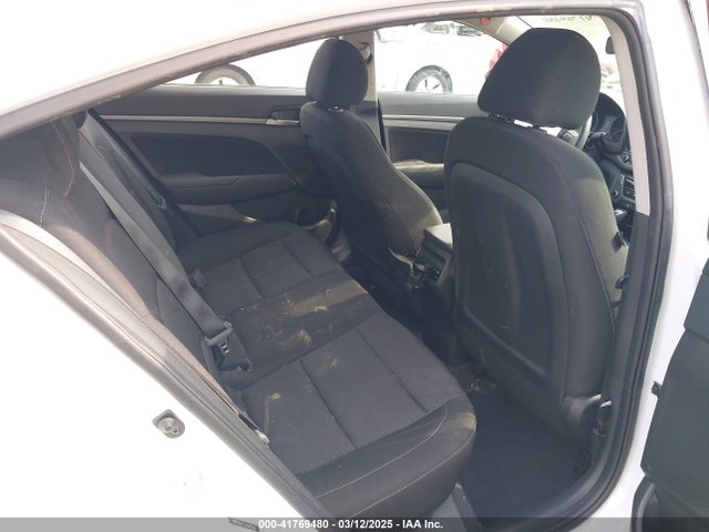 5NPD84LF7JH343524 Hyundai ELANTRA SEL