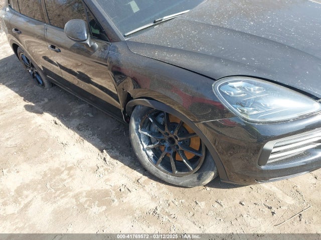 WP1AB2AYXKDA61574 Porsche CAYENNE S