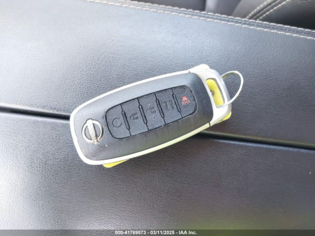 5N1BT3CA7PC746388 Nissan Rogue Sl Fwd
