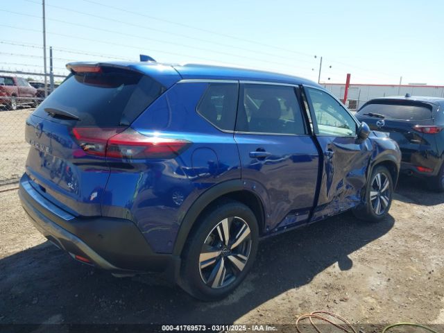 5N1BT3CA7PC746388 Nissan Rogue Sl Fwd