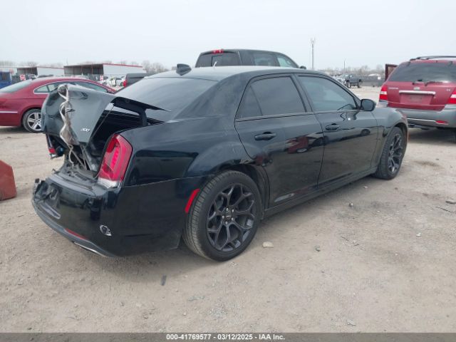 2019 CHRYSLER 300 2C3CCAAG7KH590626 Photo 3