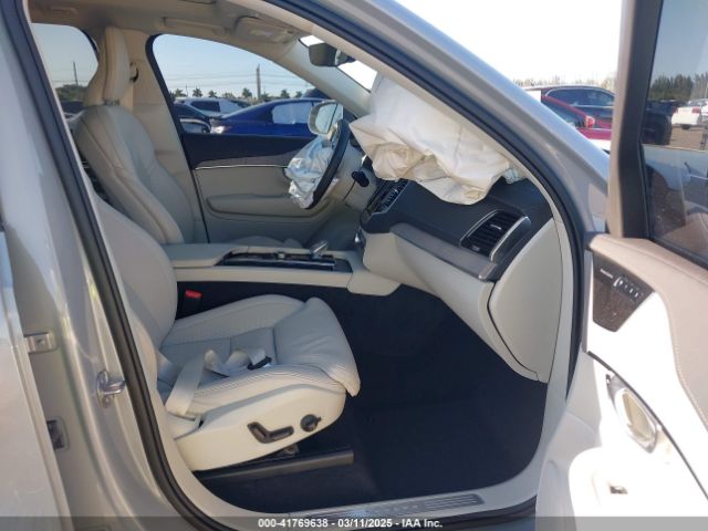 2024 VOLVO XC90 YV4062PF2R1205960 Photo 4