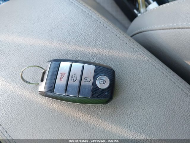 5XXGU4L37HG178269 KIA OPTIMA EX
