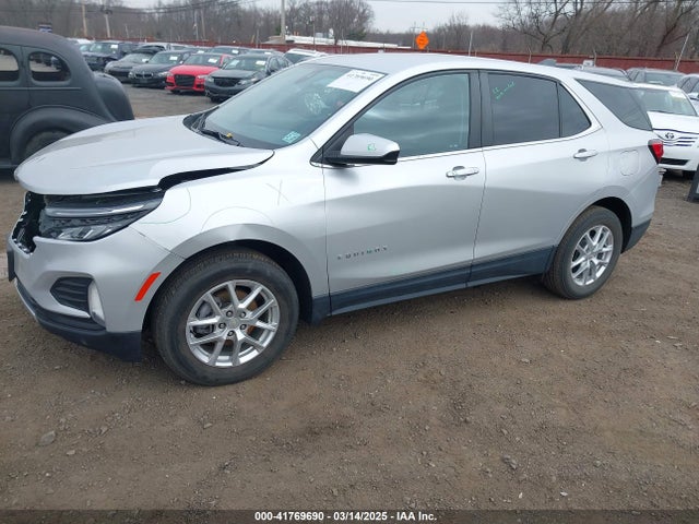 3GNAXUEV1NS101096 Chevrolet Equinox Awd Lt