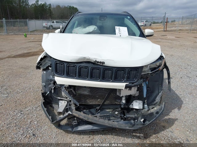 3C4NJCBB6MT587350 Jeep Compass Altitude Fwd
