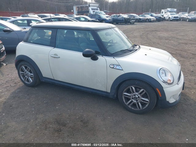 2012 MINI COOPER S WMWSV3C54CTY18673 Photo 0