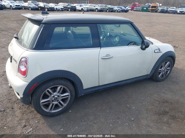 2012 MINI COOPER S WMWSV3C54CTY18673 Photo 3