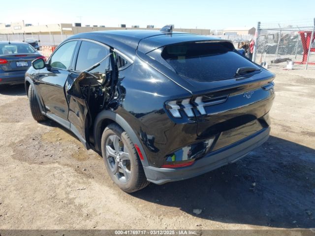 2021 FORD MUSTANG MACH-E 3FMTK1SS8MMA34830 Photo 2