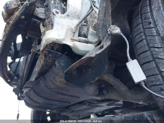 1C4RJEAGXKC826742 Jeep Grand Cherokee Laredo E 4x2