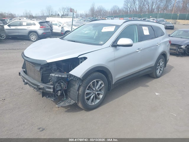 KM8SNDHF0HU174001 Hyundai Santa Fe Se