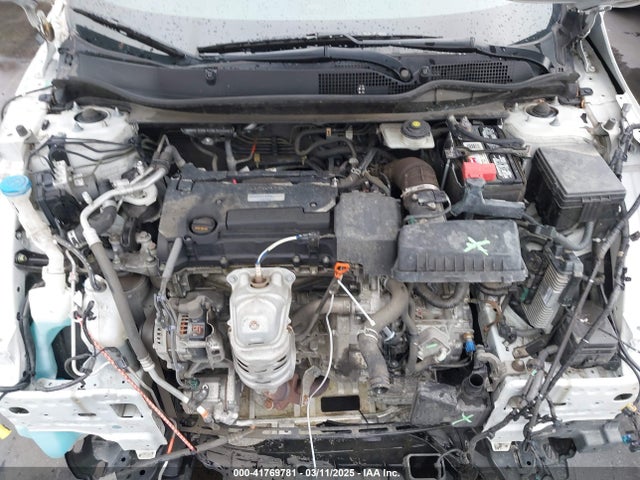 Honda CR-V LX 2019 2HKRW5H39KH416376 Image 10