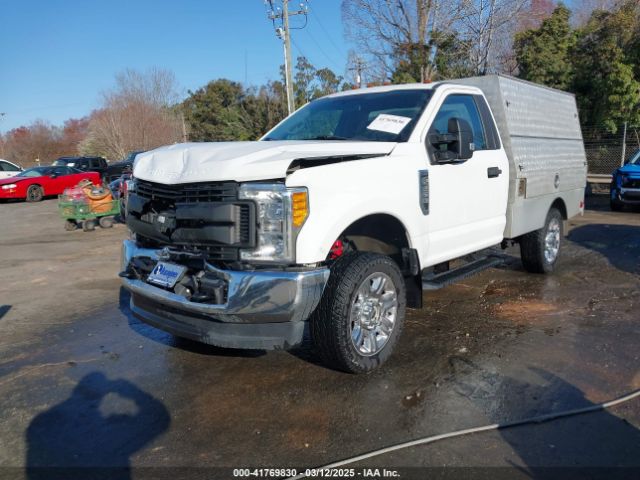 1FTBF2B68HED91160 Ford F-250 Xl