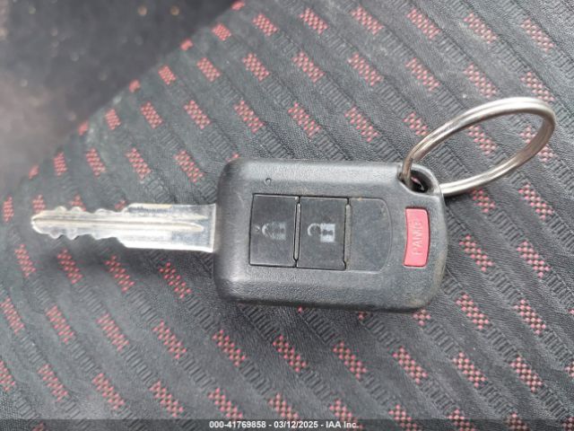 JA4AR3AU7KU024461 Mitsubishi Outlander Sport 2.0 Es