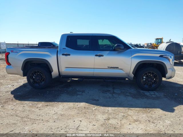 5TFLA5DBXNX054407 Toyota Tundra Sr5