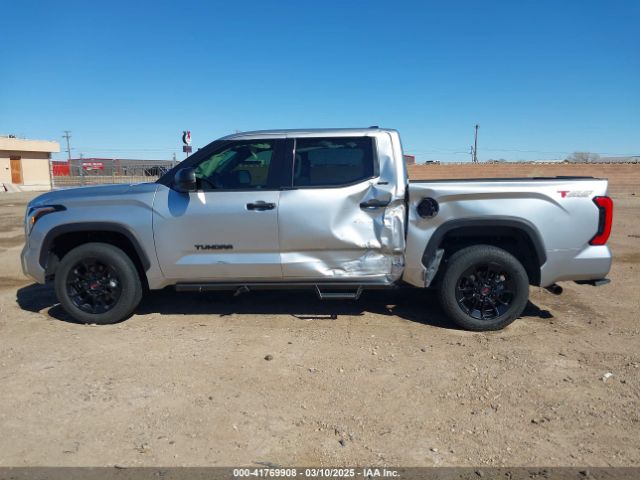 5TFLA5DBXNX054407 Toyota Tundra Sr5