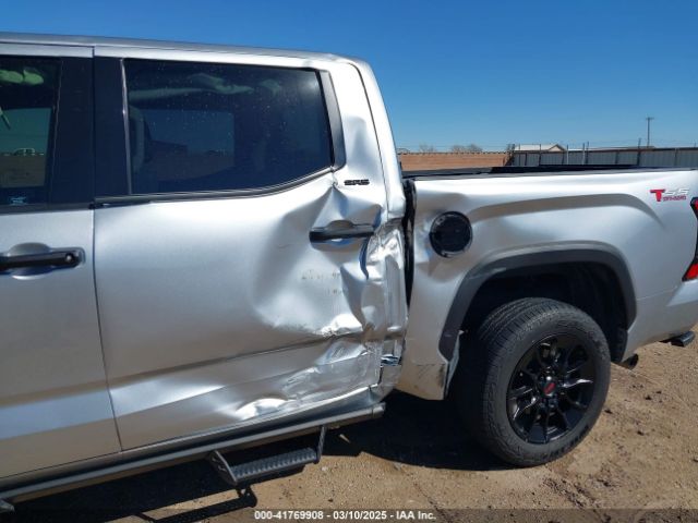 5TFLA5DBXNX054407 Toyota Tundra Sr5