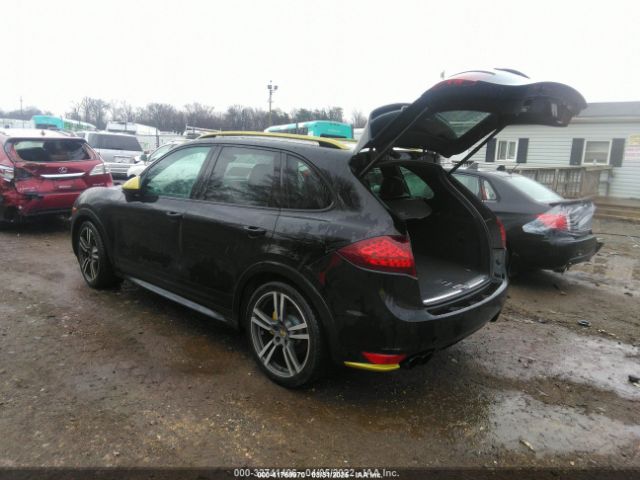 2013 PORSCHE CAYENNE WP1AD2A2XDLA75540 Photo 2