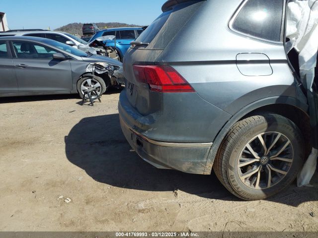 2020 VOLKSWAGEN TIGUAN 3VV3B7AX2LM091190 Photo 3