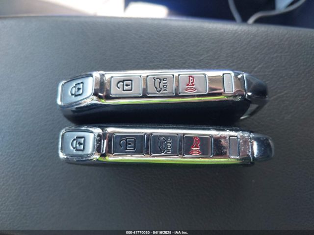 5XYRK4LF1NG106743 KIA Sorento Sx Prestige
