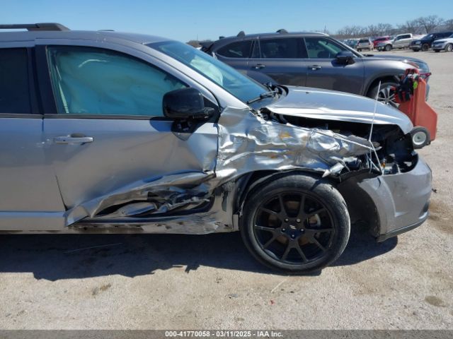 3C4PDCBB1JT277389 Dodge Journey Sxt