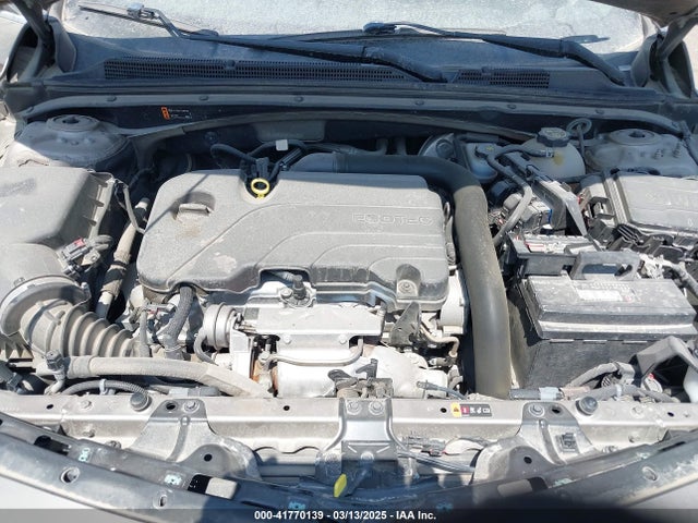 1G1ZD5ST8NF141153 Chevrolet Malibu Fwd Lt