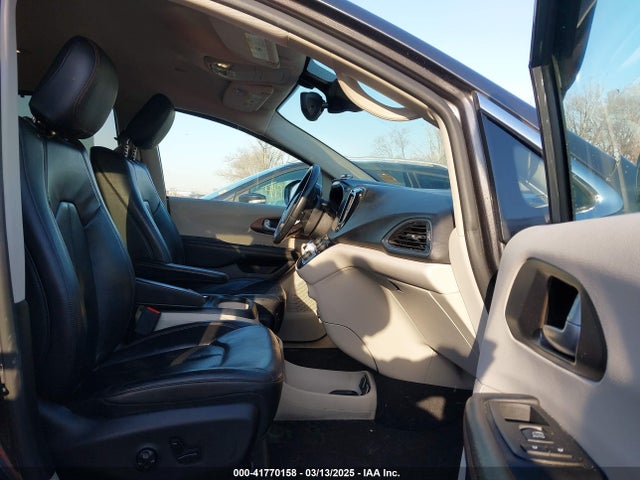 Chrysler Pacifica Touring-l Plus 2017 2C4RC1EG6HR543140 Image 5