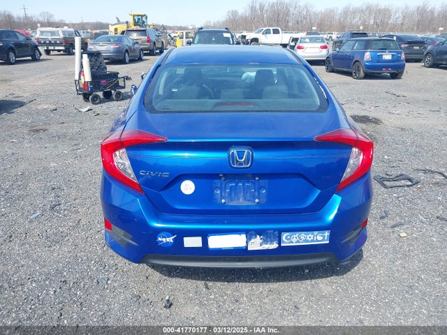 19XFC2F55HE202061 Honda Civic Lx