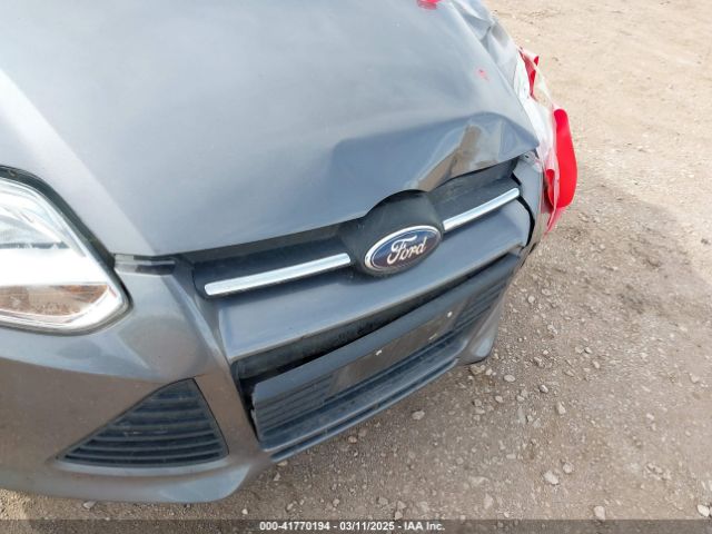 1FADP3K21EL185068 Ford FOCUS SE