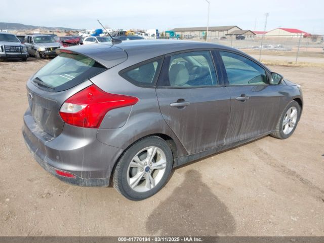 1FADP3K21EL185068 Ford FOCUS SE