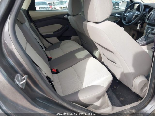 1FADP3K21EL185068 Ford FOCUS SE