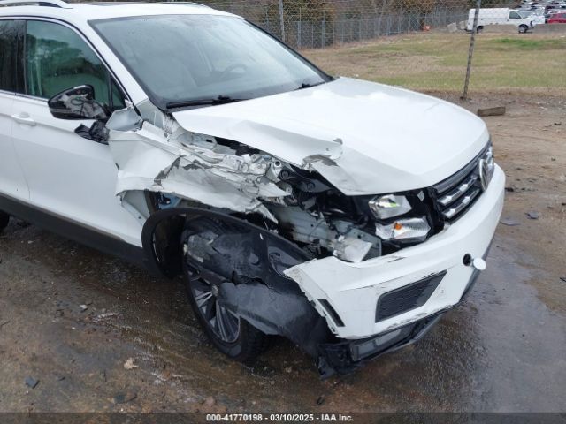 3VV2B7AX3JM089831 Volkswagen Tiguan 2.0t Se/2.0t Sel
