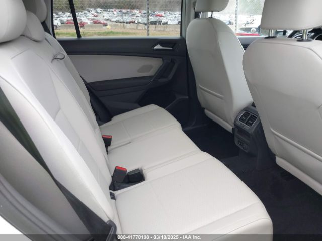 3VV2B7AX3JM089831 Volkswagen Tiguan 2.0t Se/2.0t Sel