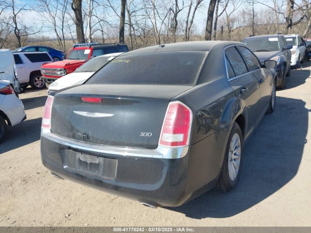 2014 CHRYSLER 300 2C3CCAAG3EH252841 Photo 3