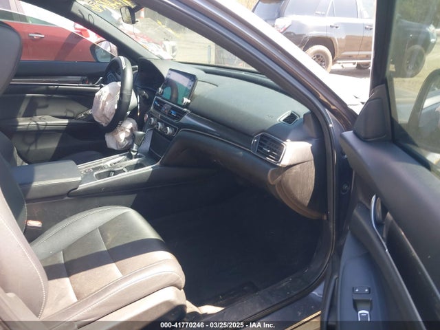 1HGCV1F32KA129989 Honda Accord Sport