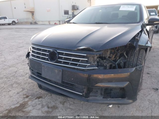 1VWAS7A33GC018434 Volkswagen Passat 1.8t S