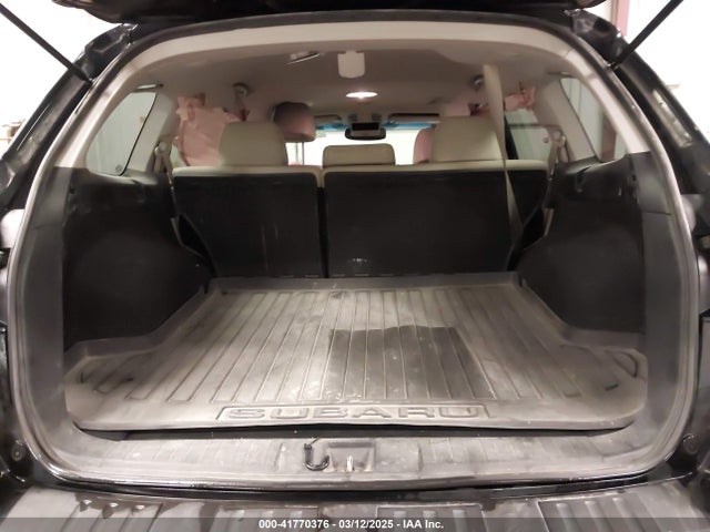 4S4BRCLC8E3310260 Subaru Outback 2.5i Limited