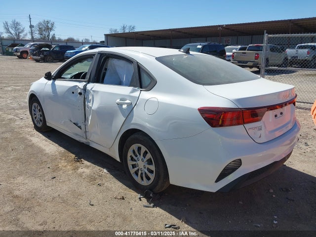 3KPF24AD2RE768659 KIA FORTE LX