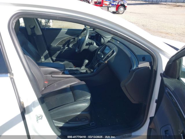 1G4GB5G39GF104320 Buick Lacrosse Leather