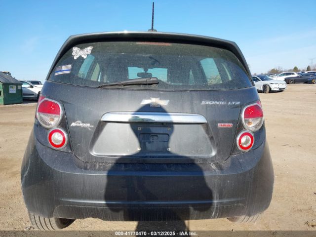 1G1JE6SB7F4102851 Chevrolet Sonic Ltz Auto