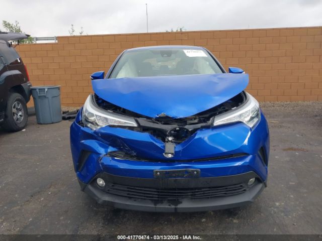NMTKHMBX5JR051428 Toyota C-hr Xle Premium