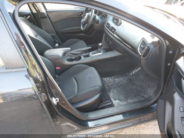 JM1BM1K72E1114967 Mazda Mazda3 I Sport