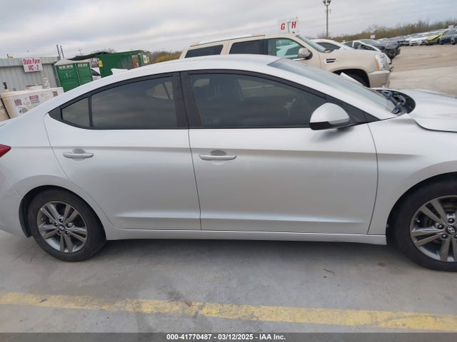 5NPD84LF4JH395953 Hyundai ELANTRA SEL